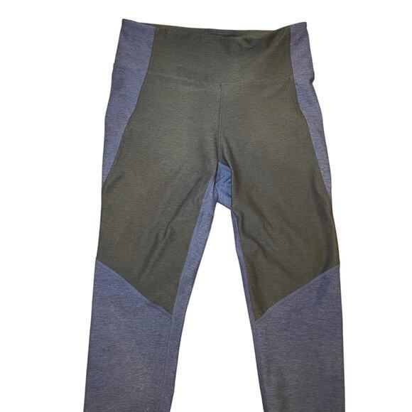 Outdoor Voices Women Smallâ Tech Sweat Colorblock Leggings Capri Navy Blue Black - Picture 4 of 8